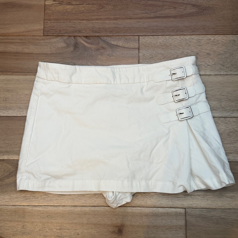 SHEIN White Mini Skirt skirt